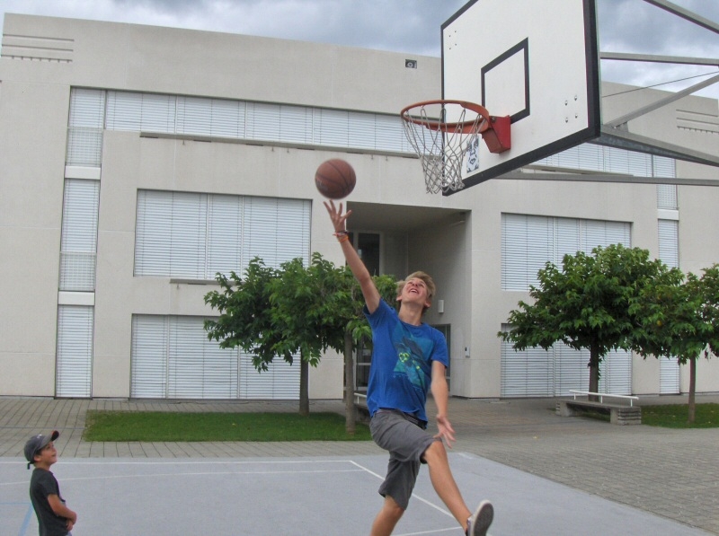 Village Camps International Summer Camp VDC Geneva 2016-08-12 https://www.villagecamps.com/journals_admin/images/343-23-Picture 099.jpg